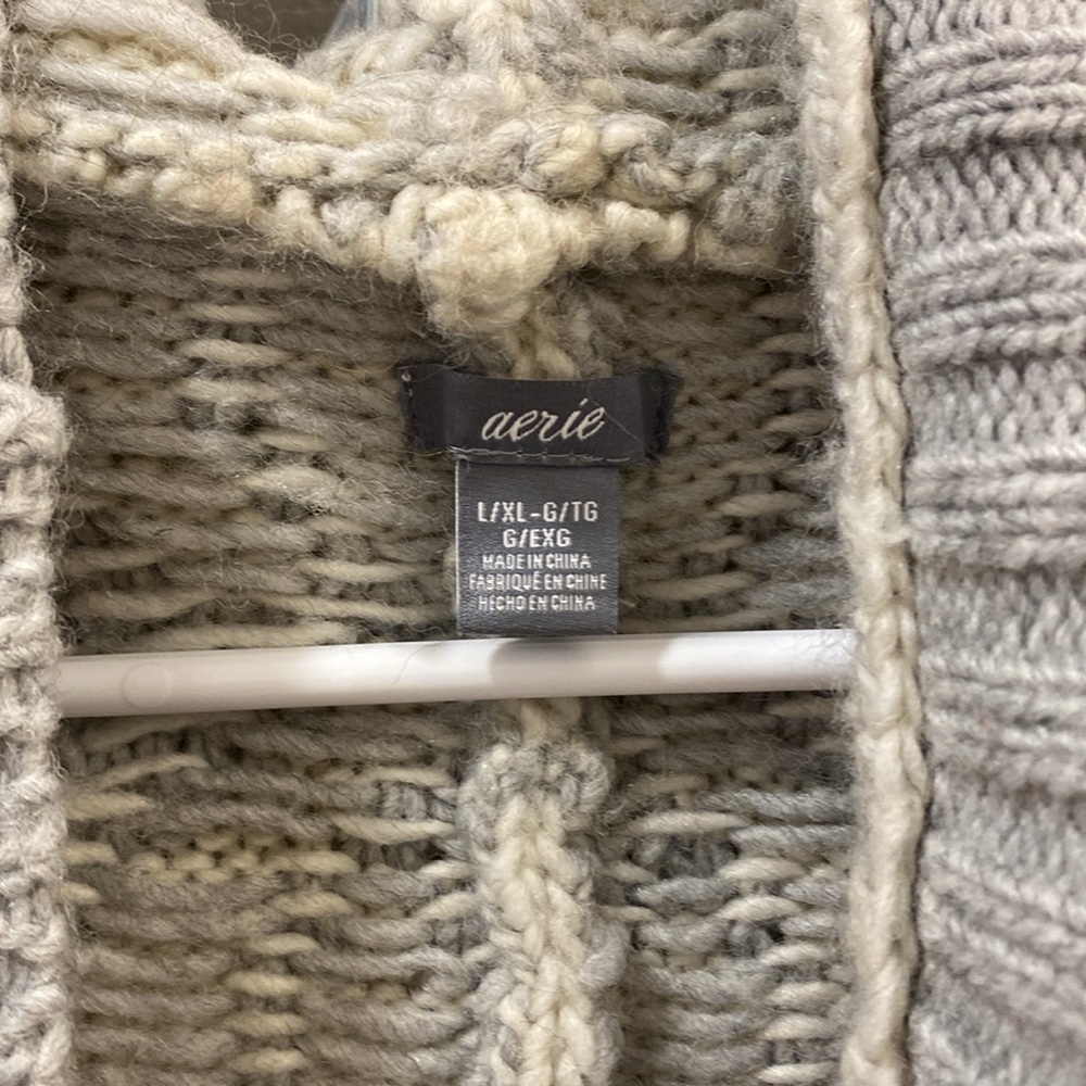 EUC Aerie Hooded Chunky Knit Poncho - Picture 3 of 11